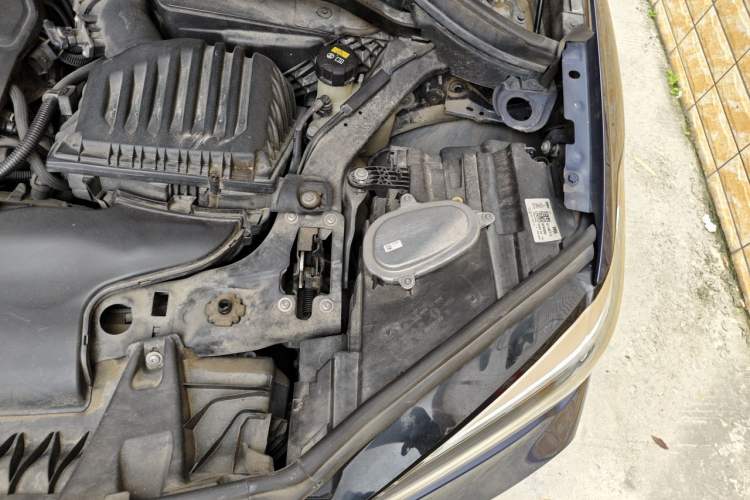 Used BMW X1 2020 sDrive20Li Fashion Model Engine Bay Left