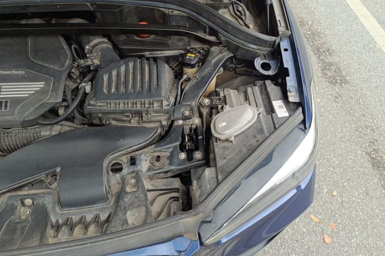 Used BMW X1 2020 xDrive25Li Luxury Edition Engine Bay Left