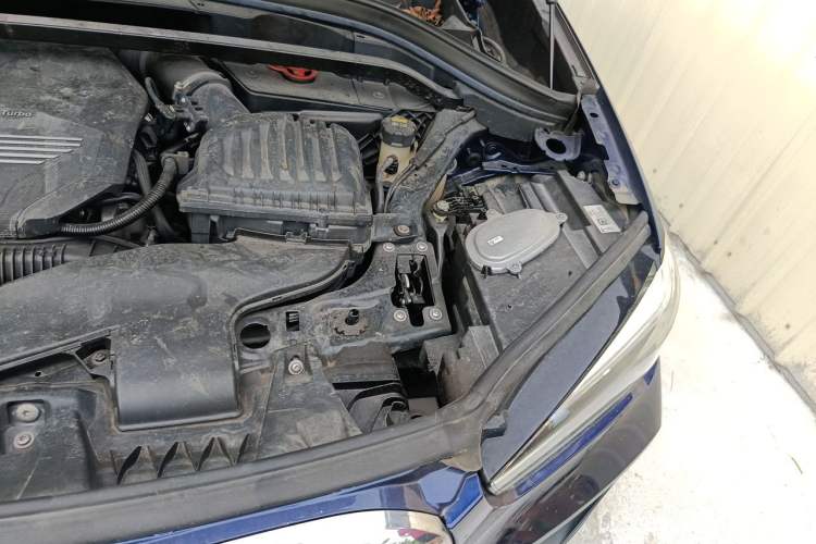Used BMW X1 2020 sDrive25Li Leading Model Engine Bay Left