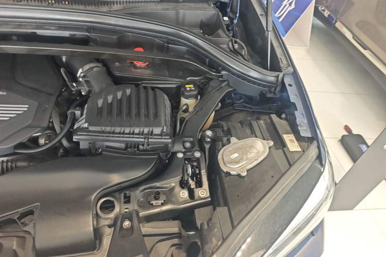 Used BMW X1 2020 sDrive25Li Leading Model Engine Bay Left