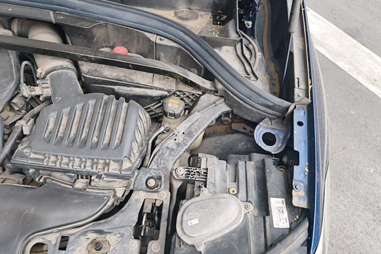 Used BMW X1 2020 sDrive20Li Fashion Model Engine Bay Left