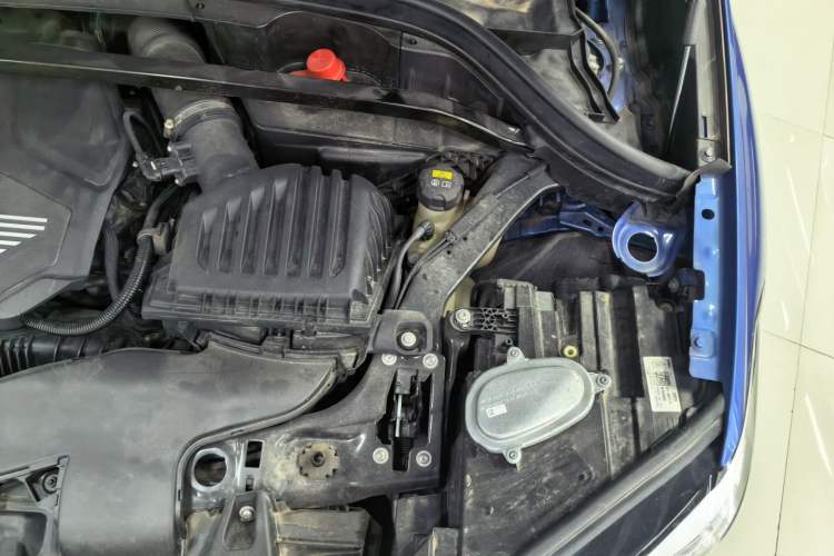 Used BMW X1 2020 sDrive25Li Leading Model Engine Bay Left