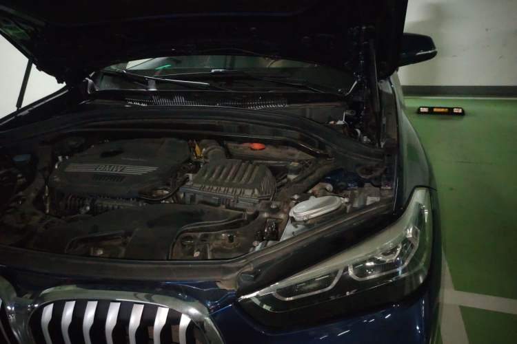 Used BMW X1 2020 sDrive20Li Premium Edition Engine Bay Left