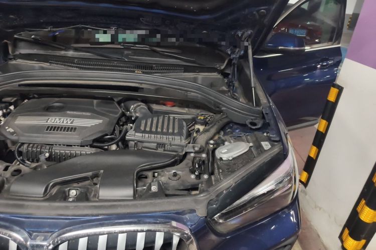 Used BMW X1 2020 sDrive20Li Premium Edition Engine Bay Left