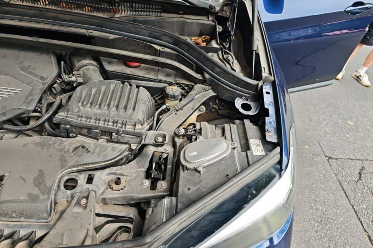 Used BMW X1 2020 sDrive25Li Leading Model Engine Bay Left