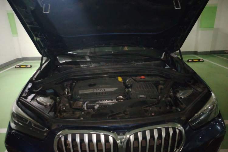 Used BMW X1 2020 sDrive20Li Premium Edition Engine Bay