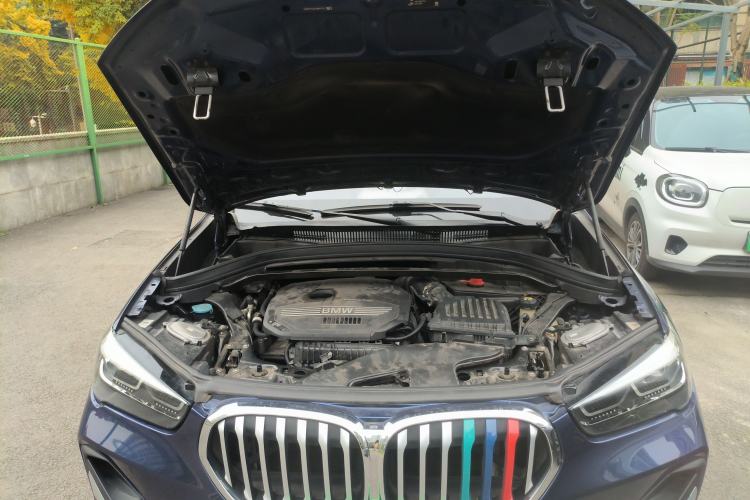 Used BMW X1 2020 sDrive20Li Premium Edition Engine Bay