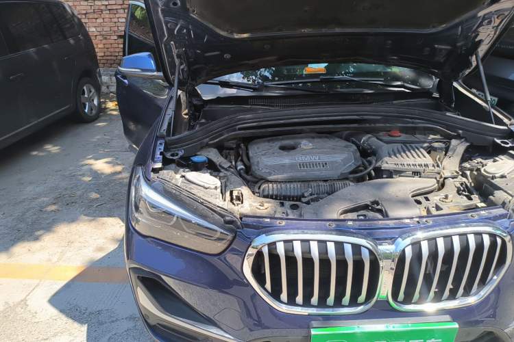 Used BMW X1 2020 xDrive25Li Luxury Edition Engine Bay Right