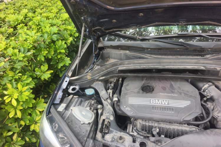 Used BMW X1 2020 sDrive20Li Premium Edition Engine Bay Right