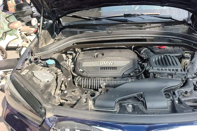 Used BMW X1 2020 sDrive25Li Leading Model Engine Bay Right