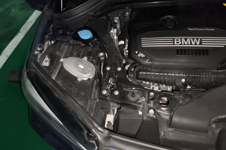 Used BMW X1 2020 sDrive25Li Leading Model Engine Bay Right