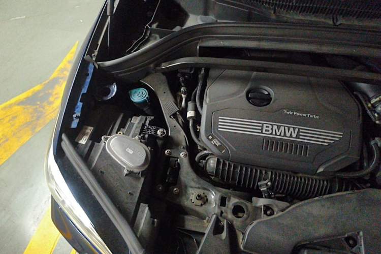 Used BMW X1 2020 sDrive25Li Leading Model Engine Bay Right