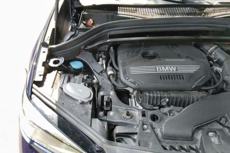 Used BMW X1 2020 sDrive20Li Premium Edition Engine Bay Right