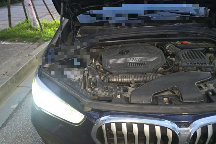 Used BMW X1 2020 sDrive25Li Leading Model Engine Bay Right