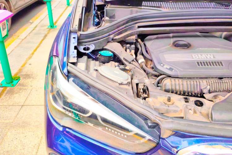 Used BMW X1 2020 sDrive25Li Leading Model Engine Bay Right