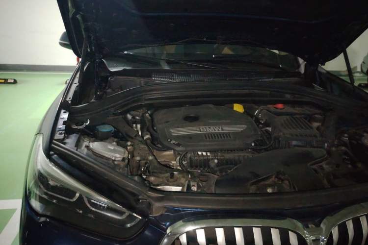Used BMW X1 2020 sDrive20Li Premium Edition Engine Bay Right