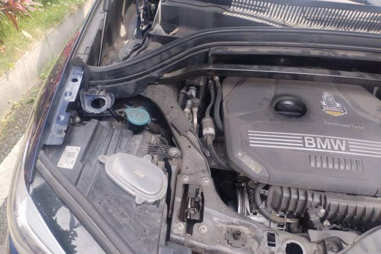 Used BMW X1 2020 sDrive20Li Premium Edition Engine Bay Right