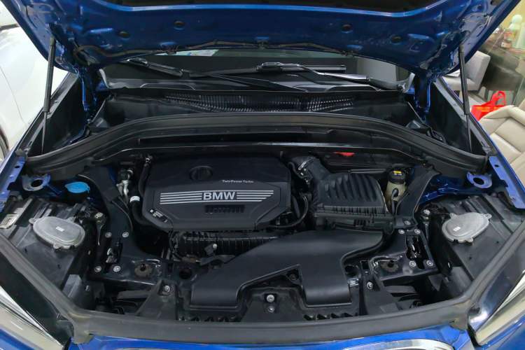 Used BMW X1 2020 sDrive20Li Fashion Model Engine Bay