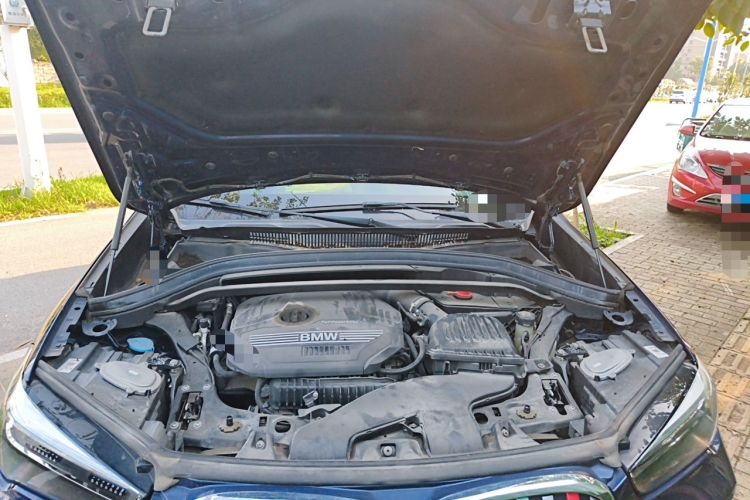 Used BMW X1 2020 sDrive20Li Premium Edition Engine Bay