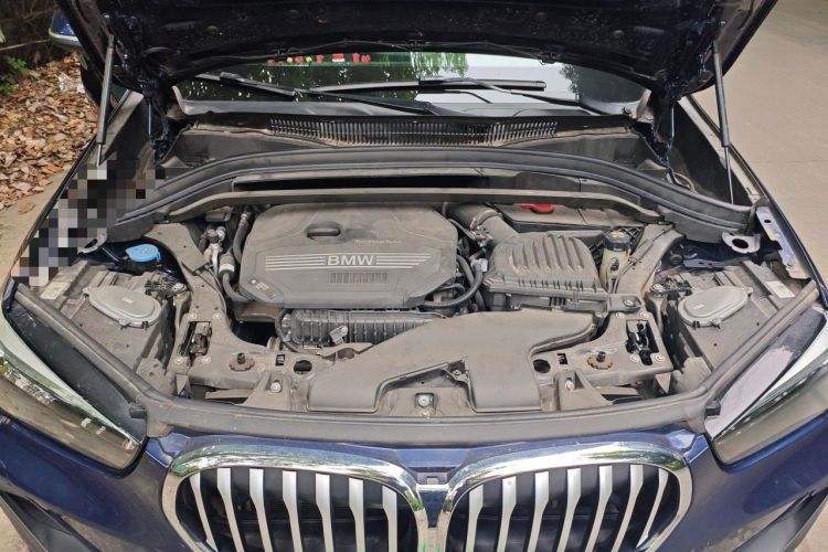 Used BMW X1 2020 sDrive20Li Fashion Model Engine Bay