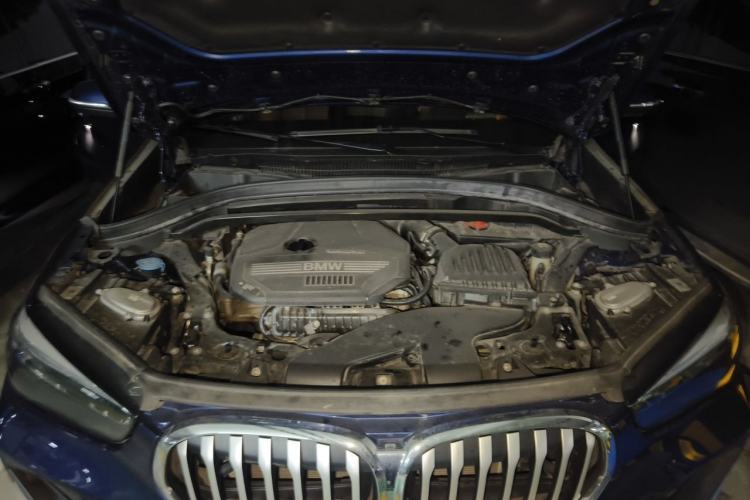 Used BMW X1 2020 sDrive20Li Premium Edition Engine Bay