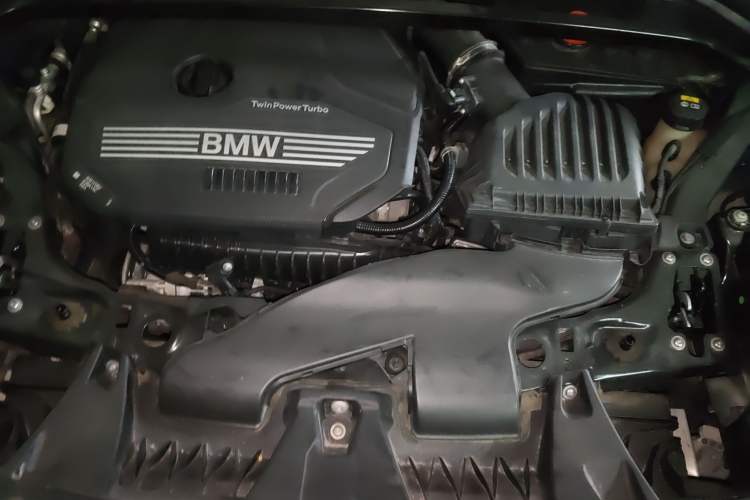 Used BMW X1 2020 sDrive20Li Fashion Model Engine Bay