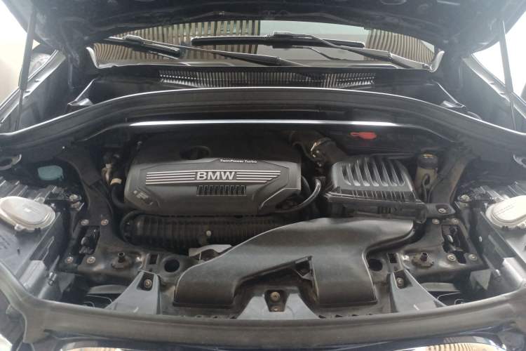 Used BMW X1 2020 sDrive25Li Leading Model Engine Bay