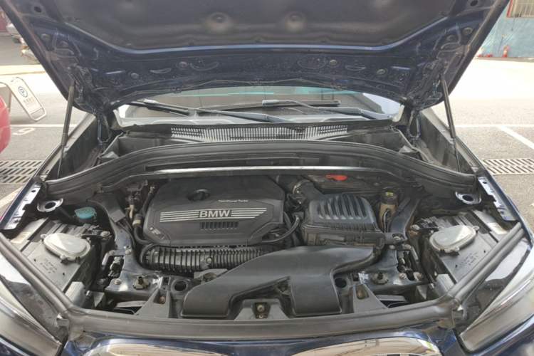 Used BMW X1 2020 xDrive25Li Luxury Edition Engine Bay