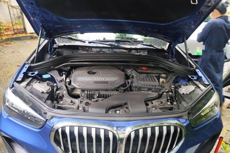 Used BMW X1 2020 sDrive20Li Fashion Model Engine Bay
