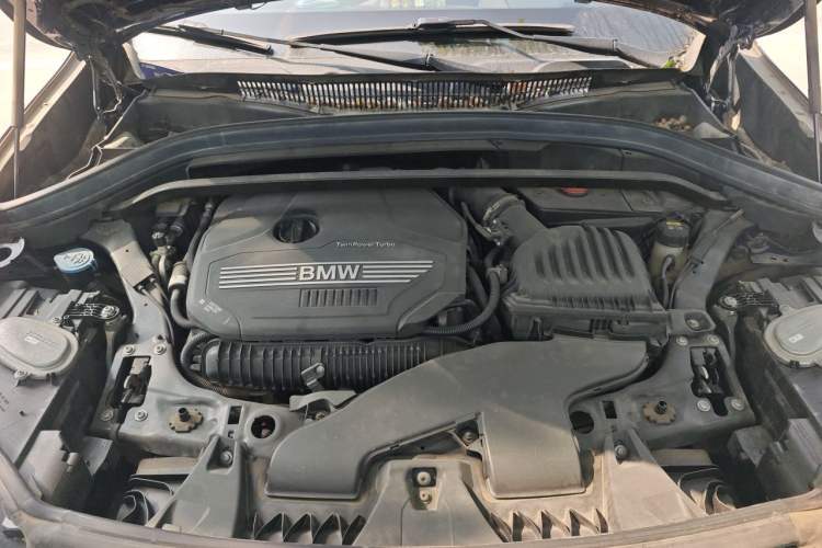 Used BMW X1 2020 sDrive25Li Leading Model Engine Bay