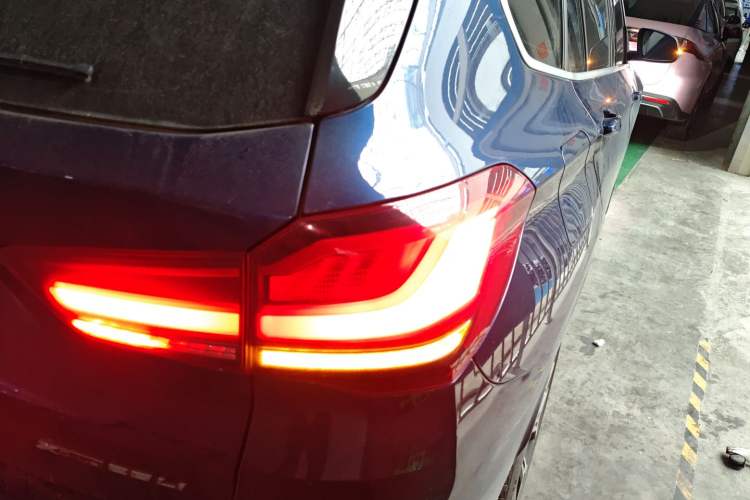 Used BMW X1 2020 xDrive25Li Luxury Edition Exterior 3