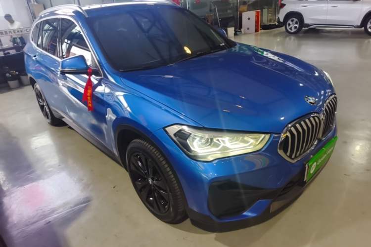 Used BMW X1 2020 sDrive20Li Fashion Model Front Right 45 Deg
