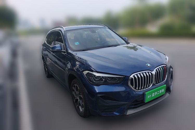 Used BMW X1 2020 sDrive25Li Leading Model Front Right 45 Deg