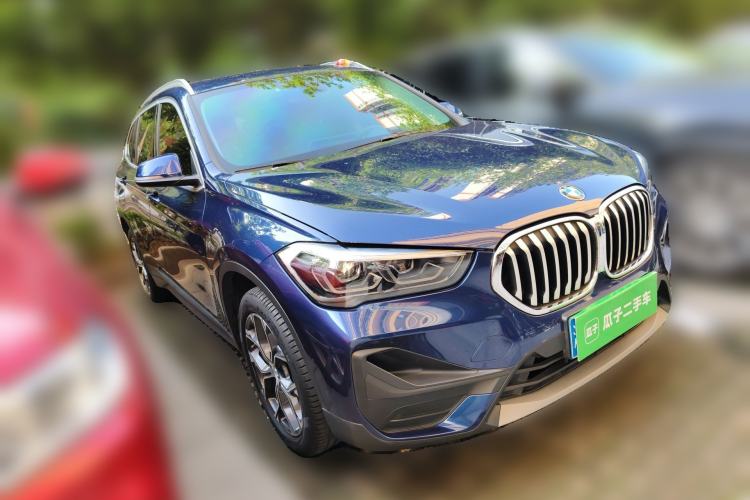 Used BMW X1 2020 sDrive25Li Leading Model Front Right 45 Deg