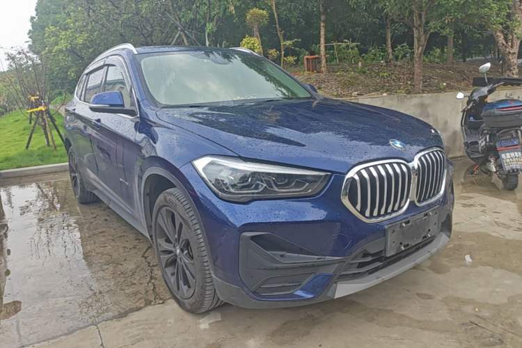 Used BMW X1 2020 sDrive20Li Fashion Model Front Right 45 Deg