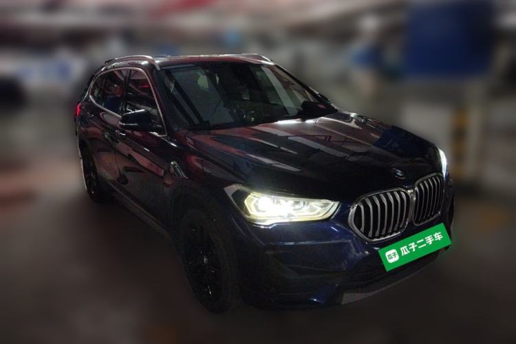 Used BMW X1 2020 sDrive20Li Fashion Model Front Right 45 Deg