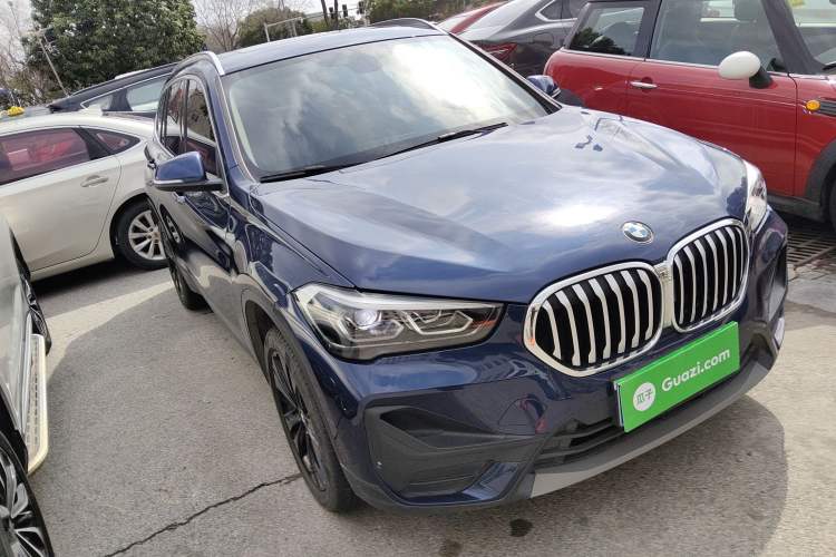 Used BMW X1 2020 sDrive20Li Fashion Model Front Right 45 Deg