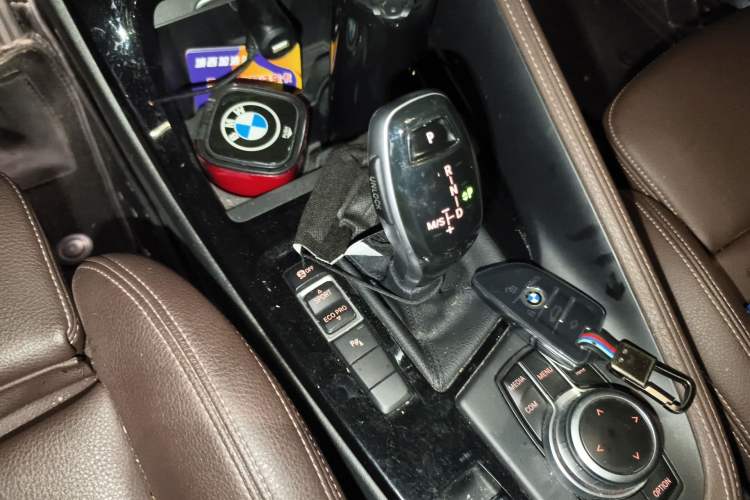 Used BMW X1 2020 sDrive20Li Premium Edition Gear Lever