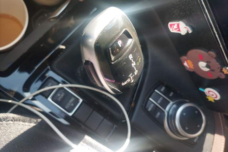 Used BMW X1 2020 sDrive20Li Premium Edition Gear Lever