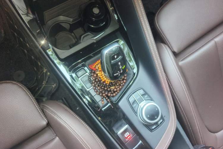 Used BMW X1 2020 sDrive20Li Premium Edition Gear Lever
