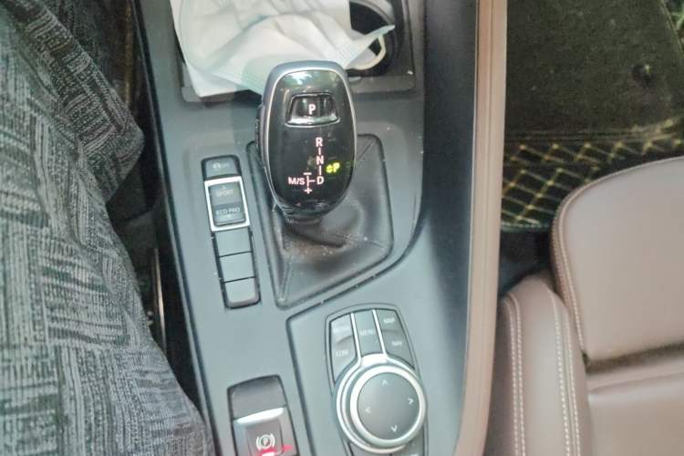 Used BMW X1 2020 sDrive25Li Leading Model Gear Lever