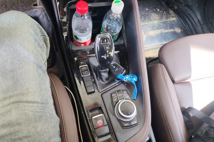 Used BMW X1 2020 sDrive20Li Premium Edition Gear Lever