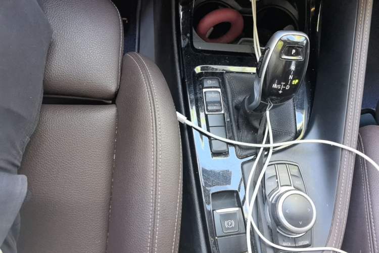 Used BMW X1 2020 sDrive20Li Premium Edition Gear Lever