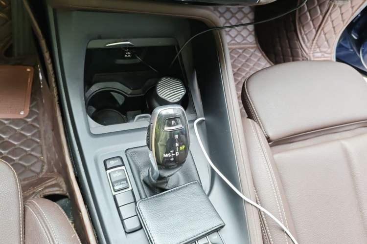 Used BMW X1 2020 sDrive25Li Leading Model Gear Lever