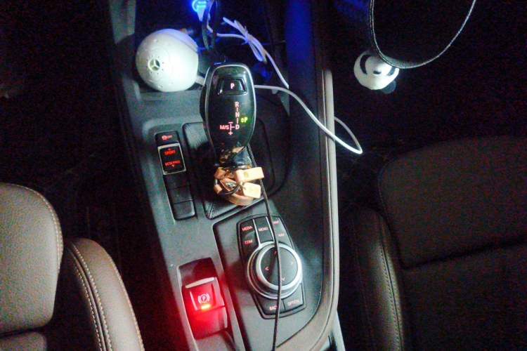 Used BMW X1 2020 sDrive25Li Leading Model Gear Lever