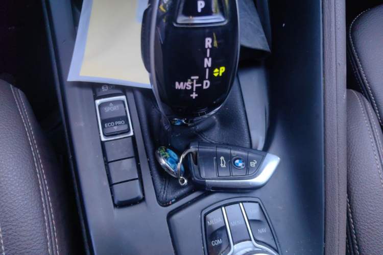 Used BMW X1 2020 sDrive25Li Leading Model Gear Lever