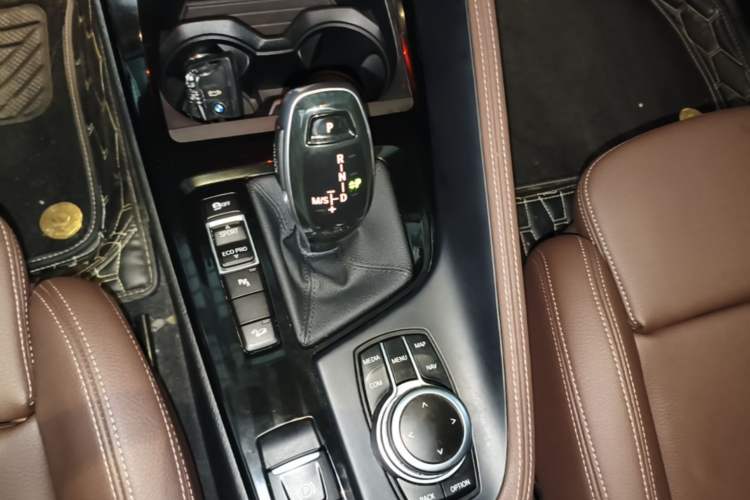 Used BMW X1 2020 xDrive25Li Luxury Edition Gear Lever
