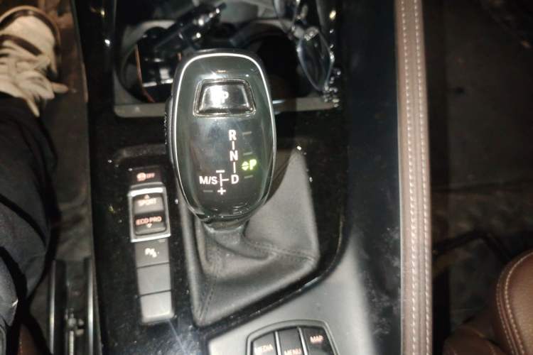 Used BMW X1 2020 sDrive20Li Premium Edition Gear Lever