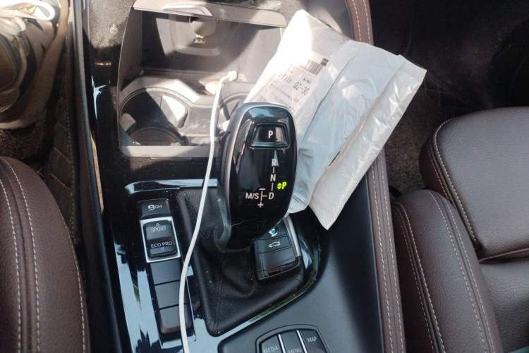 Used BMW X1 2020 sDrive20Li Premium Edition Gear Lever
