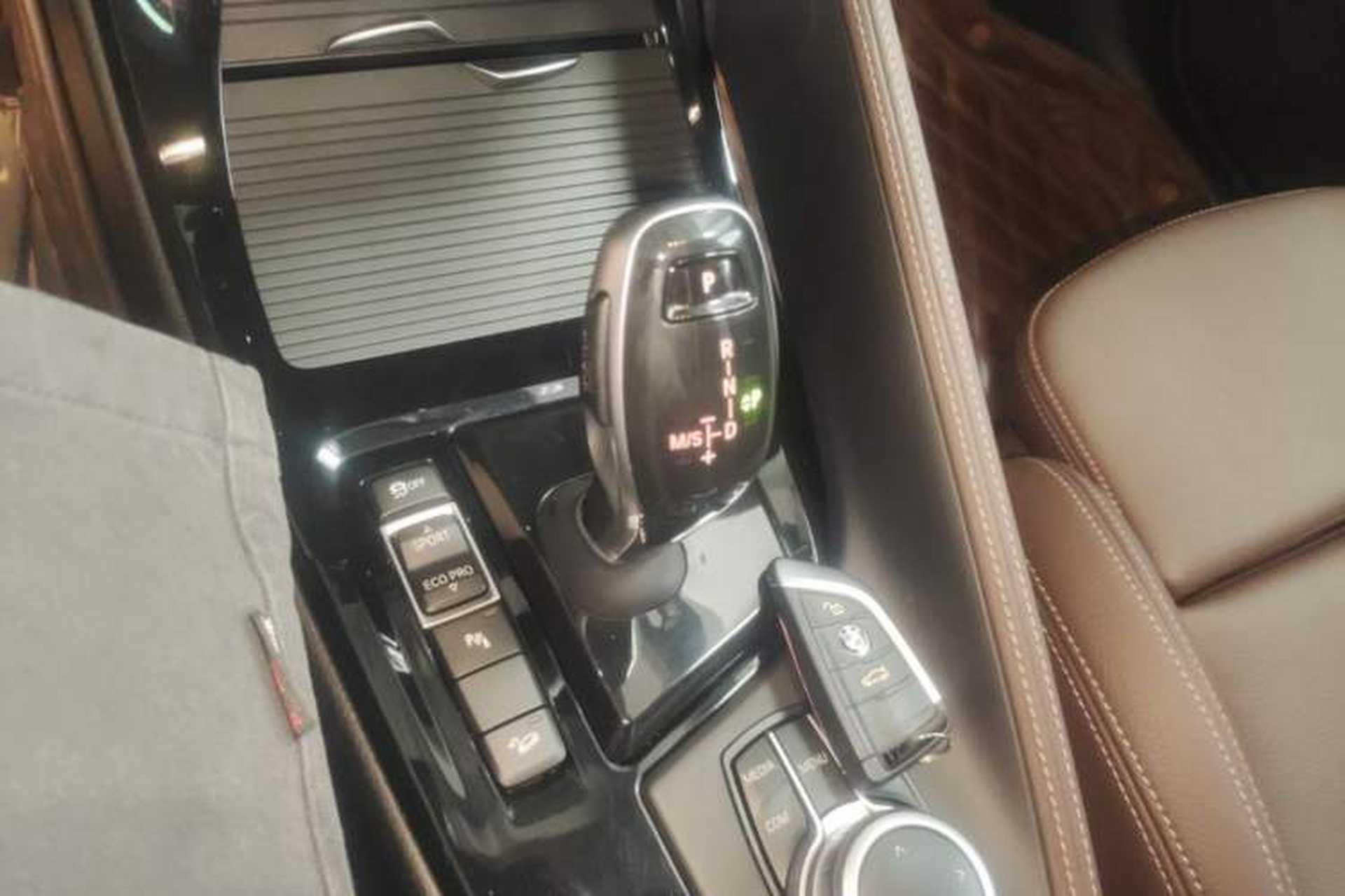 Used BMW X1 2020 xDrive25Li Luxury Edition Gear Lever